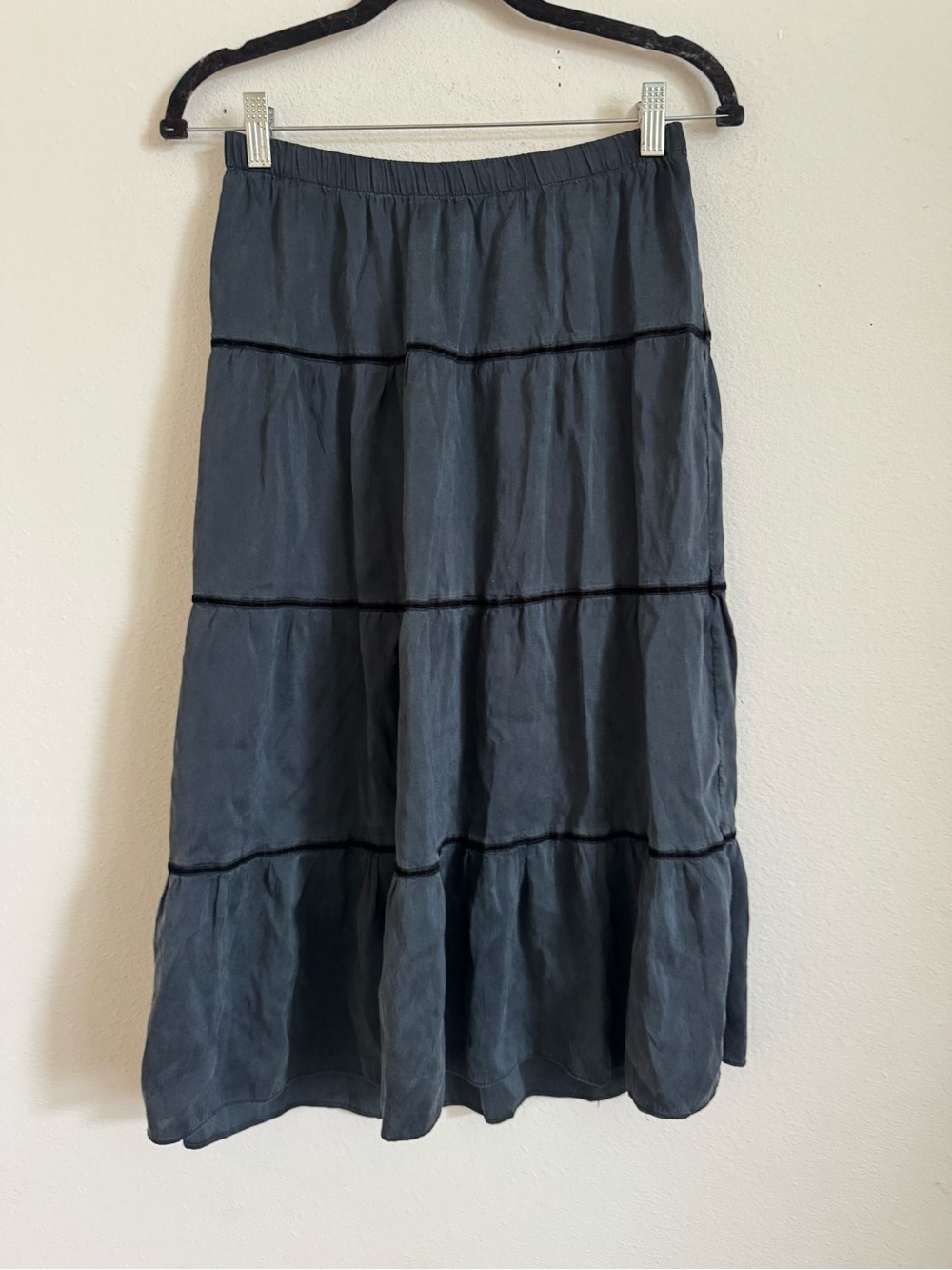Vintage Y2K Mossimo Silk Dark Charcoal Tiered Midi Peasant Skirt S